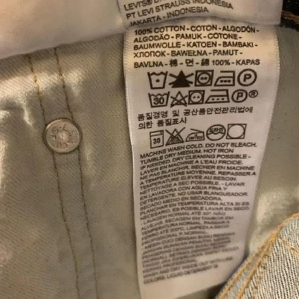 Levi’s 559 Size 38x32 Relaxed Straight Jeans